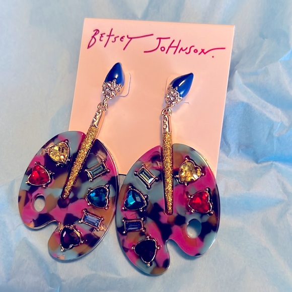 NWT Beautiful Betsy Johnson Earrings! - Picture 3 of 6